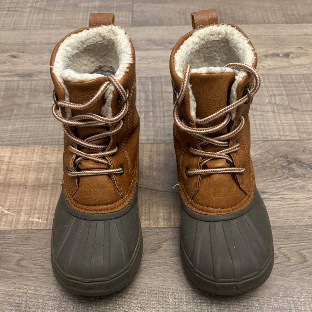 London Fog Cozy Two-Tone Winter Boots - Picture 2 of 3